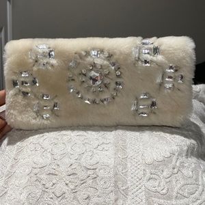 Tory Burch clutch great condition